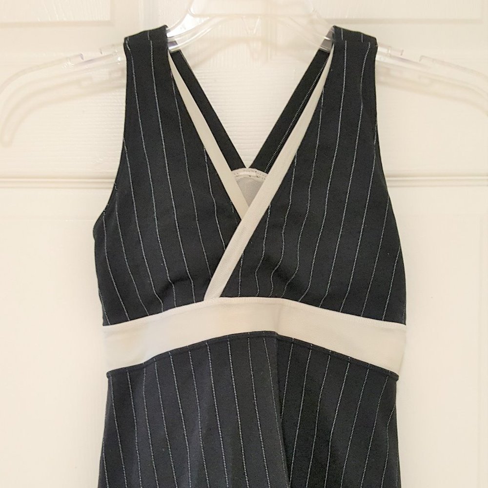 LULULEMON STRIPE FITNESS TANK TOP     SIZE S